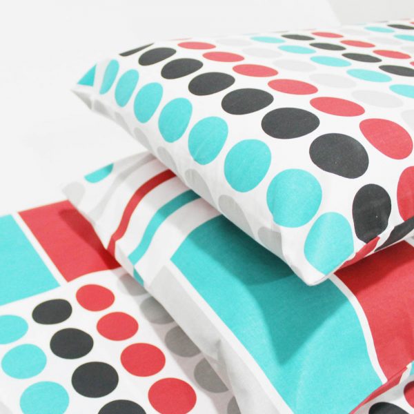 juego_sabana_estampada_casiopea_almohadas